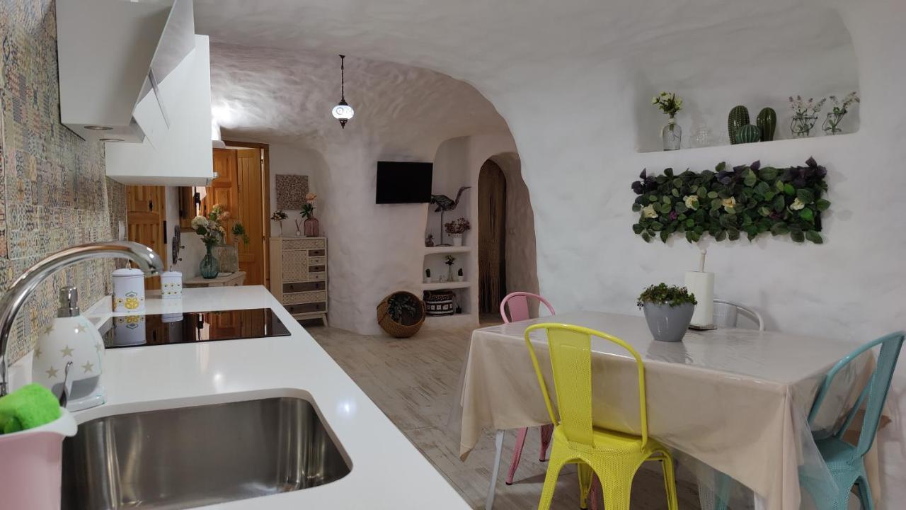Villa Cueva Otto Privada à Baza Extérieur photo